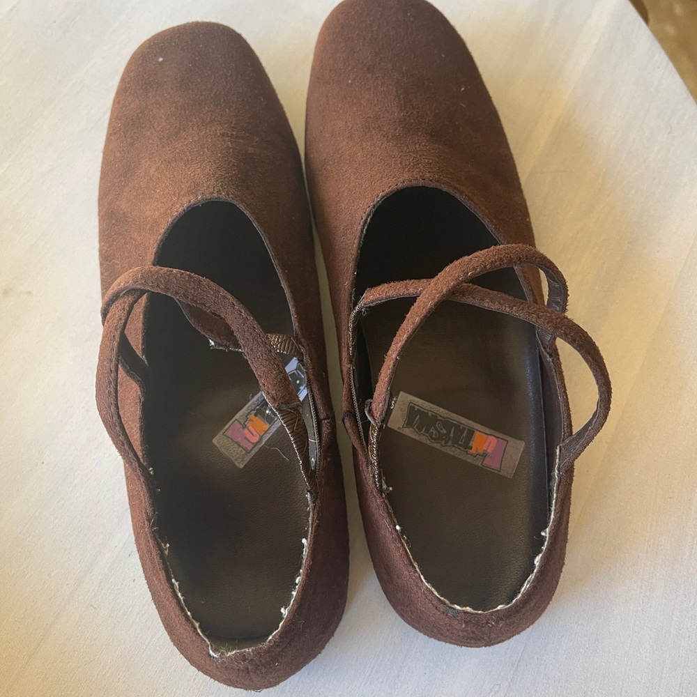 Brown Suede renaissance shoes